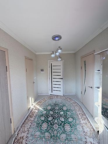 недвижимость нарын: Срочно продается дом в центре Арча Бешика! Куюкова/Жылга Сай Участок — 10