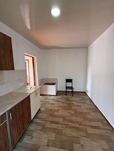 Продажа коттеджей и домов: 💎СРОЧНО ПРОДАЕТСЯ ДОМ 🏢Комнат: 2 📍Район: Ленинский район 🏘️Микрорайон — 4