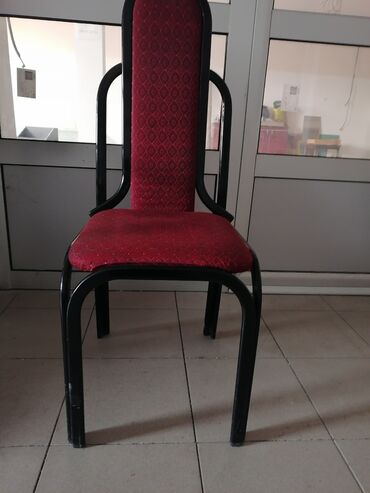 Setovi stolova i stolica: Okrugli kafe/ugostiteljski sto sa metalnom bazom + stolice - Sto — 12