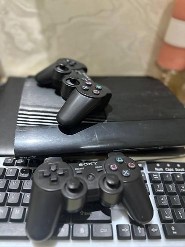 ps3 alışı: Sony PlayStation 3 Super Slim oyun konsolu - Model: PS3 Super Slim — 4