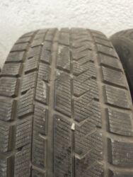 покрышка на ниву: Зимняя липучка фирма Opals, стаяла на Хайлендер, 2 месяца, почти