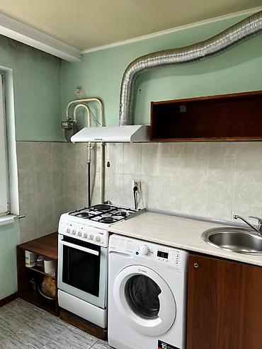 104: 1 комната, 32 м², 4 мкр 104 серия, 4 этаж, Косметический ремонт — 3