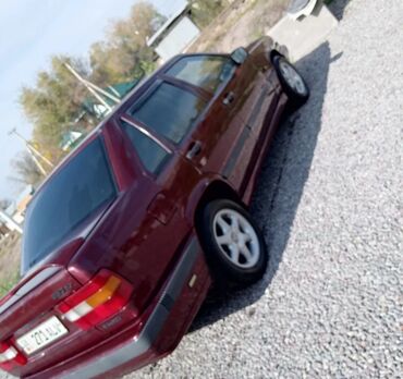 Volvo: Volvo 850: 1992 г., 2.5 л, Механика, Бензин, Седан