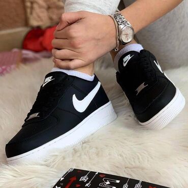 Patike: Air force patike od 36 do 46 za samo 3500 din
pb — 9