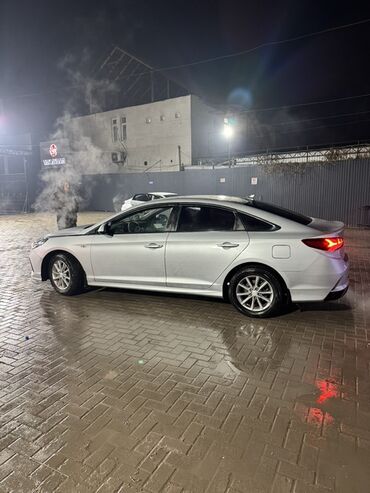 Hyundai: Hyundai Sonata: 2019 г., 2 л, Автомат, Газ, Седан — 5