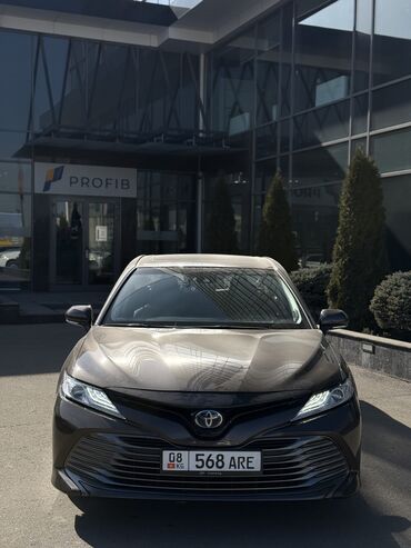 Toyota: Toyota Camry: 2018 г., 2.5 л, Вариатор, Гибрид, Седан