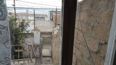 kredit həyət evləri: Bakı, Bayıl, 2 otaqlı, Köhnə tikili, m. İçərişəhər, 35 kv. m