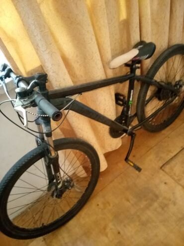 купить спортивный велосипед недорого: İşlənmiş Şəhər velosipedi Adidas, 26", sürətlərin sayı: 16, Ünvandan götürmə