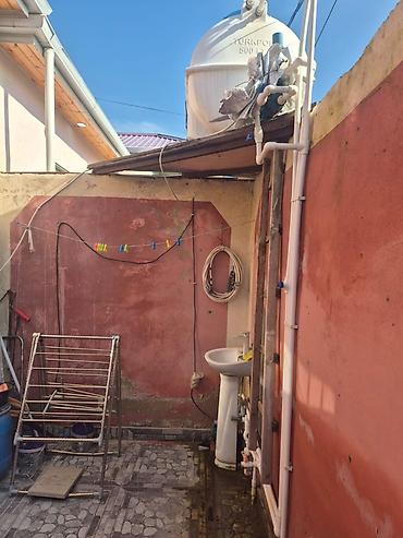 Həyət evləri və villaların satışı: 1 otaqlı həyət evi - Kiçik, səliqəli həyətə açılan dəmir darvaza və — 6