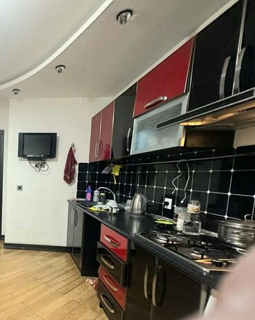 Köhnə tikili: Montində Kosmos y/ kompleksində 18/10 u 3 otaq 136 kv əla təmirli -da lalafo.az — 14 Köhnə tikili: Montində Kosmos y/ kompleksində 18/10 u 3 otaq 136 kv əla təmirli — 14