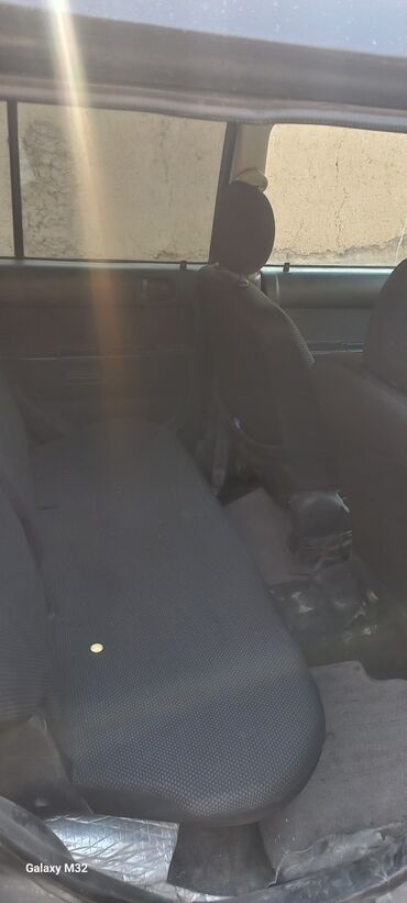 радиатор опель зафира а: Toyota bB: 2000 г., 1.5 л, Автомат, Бензин, Минивэн