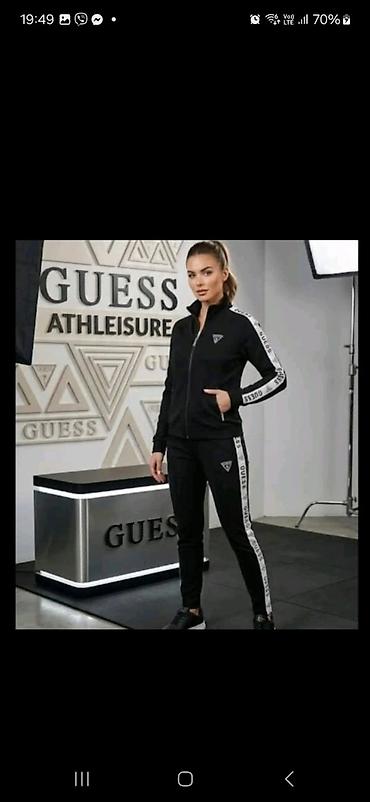 pull and bear komplet: GUESS ženska trenirka – Athleisure kolekcija - Dvodijelni set: gornji — 1