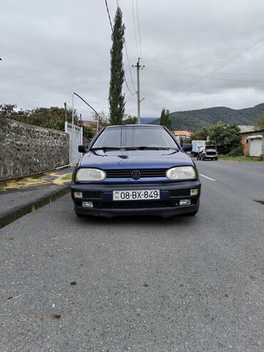 ford satisi: Volkswagen Golf: 1.6 l | 1995 il Hetçbek