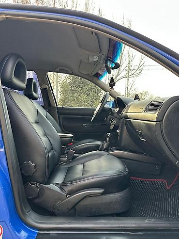 Volkswagen: Volkswagen Golf: 1998 г., 2 л, Ручные, Бензин — 12