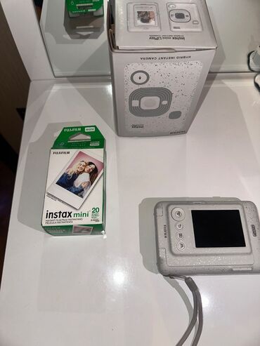 wifi modem adapter: Poloroid fotoaparatdır. 1 dəfə istifadə olunub yanında öz lenti də lalafo.az -da wifi modem adapter: Poloroid fotoaparatdır. 1 dəfə istifadə olunub yanında öz lenti də