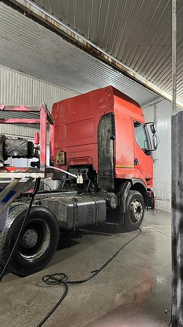 Тягачи: Тягач, Renault, 2006 г., Бортовой — 3