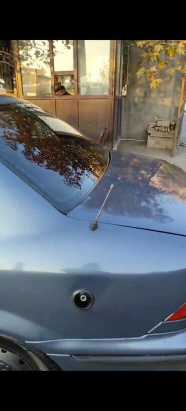 Iran Khodro: Iran Khodro Samand: 1.8 l | 2006 il Sedan — 4