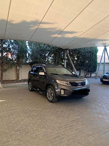 kia bongo: Kia Sorento SUV - Kuzov: tünd boz rəng, 5 qapı, dam relsləri və yan — 1