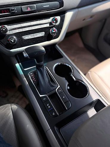 машина 600000: Kia Carnival: 2019 г., 2.2 л, Автомат, Бензин, Минивэн — 7