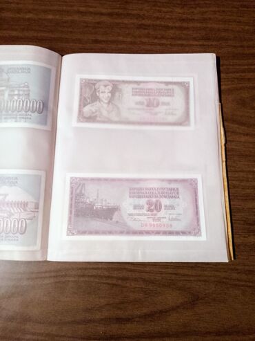 Numizmatika i filatelija: Album sa 21 novčanicom UNC kvaliteta. Cena je za na lalafo.rs — 9 Numizmatika i filatelija: Album sa 21 novčanicom UNC kvaliteta. Cena je za — 9