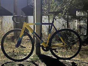 fixed gear tsunami: Шоссейный велосипед, Рама L (172 - 185 см), Б/у — 1
