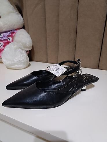 Tuflilər: Tuflilər, Zara, Ölçü: 35.5, rəng - Qara, Yeni — 2