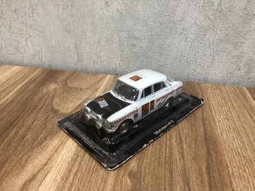 Avtomobil modelləri: Moskvich, 2000 il, 1:43, Dəmir, Pulsuz çatdırılma, Ödənişli çatdırılma, Rayonlara çatdırılma — 13