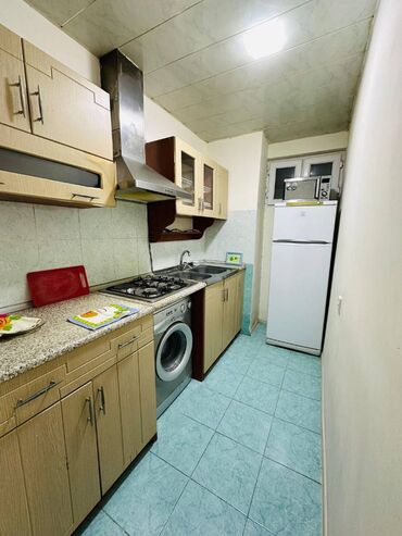 Uzunmüddətli kirayə mənzillər: Gənclik metro stansiyasına ~300 metr məsafədə,Caspian Shopping Center — 3