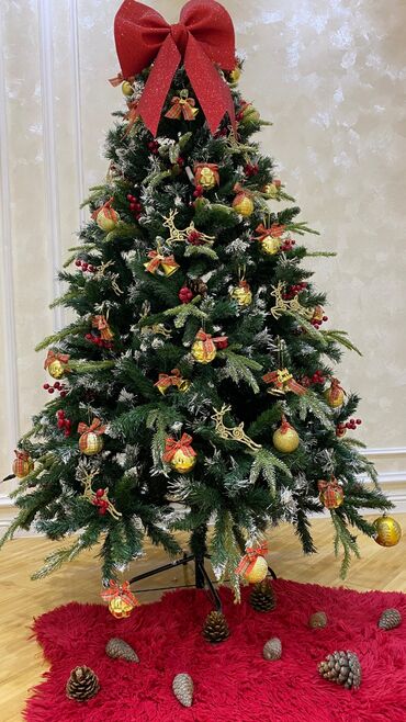 Yeni il ağacları: Tam bəzədilmiş süni Yeni il şam ağacı seti - Realistik sıx budaqlar — 1