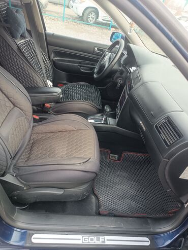 Volkswagen: Volkswagen Golf V: 2000 г., 2 л, Автомат, Бензин, Хэтчбэк — 10