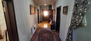 Həyət evləri və villaların satışı: 7 otaqlı, 220 kv. m, Kredit yoxdur, Orta təmir — 13