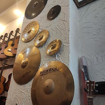 elektro gitarlar: Baraban tarelkaları Ölçülər:Ride,Hi-hat,Bell 110 azn başlayırlar — 2