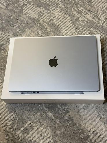 Ноутбуки Apple (MacBook):  MacBook Air 15″ M4 — 16/512 GB — Sky Blue Продаю MacBook Air 15″ на — 2