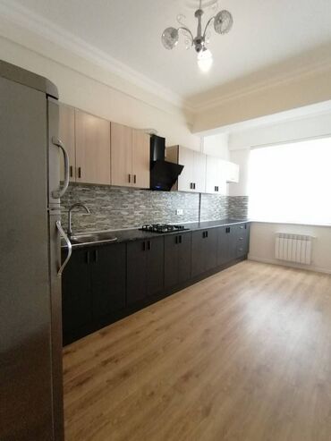 Uzunmüddətli kirayə mənzillər: Sumqayıt şəhəri,Sülh küçəsi,Baxca Şəhər yaşayış kompleksində,3 otaq — 7