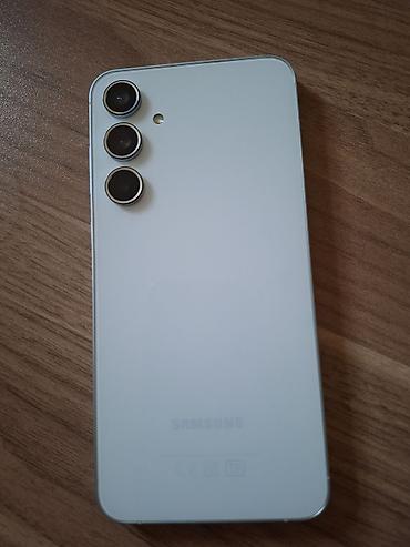 Samsung Galaxy A55 5G, 128 ГБ, цвет - Белый — 1