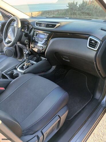 Nissan: Nissan Qashqai: 1.5 l. | 2015 έ. SUV/4x4 — 4