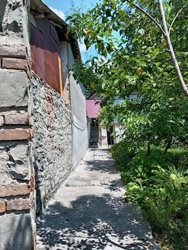 Həyət evləri və villaların satışı: 6 otaqlı, 130 kv. m, Orta təmir