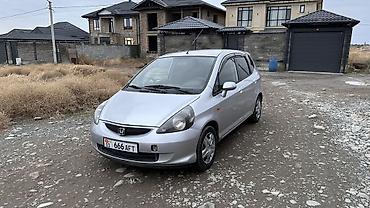 Honda Fit: 2004 г., 1.5 л, Автомат, Бензин, Хэтчбэк