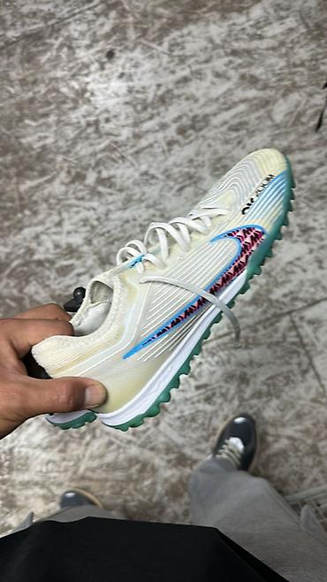 Продаю Футбольные сороконожки, - Модель: Nike Zoom (надпись Air Zoom