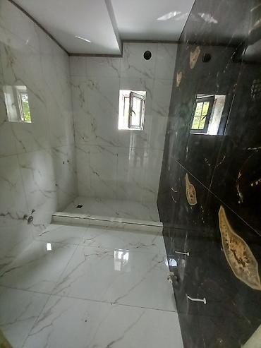 Укладка плитки: Подготовка стен для укладки, Подготовка стен для грунтовки, Резка плитки | Керамическая плитка, Керамогранитая плитка | Вертикальная укладка, Диагональная укладка, Горизонтальная укладка Больше 6 лет опыта — 14