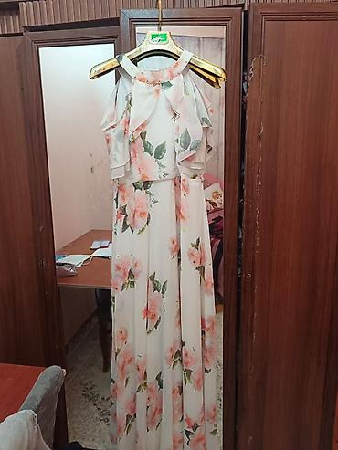 Uzun çiçək naxışlı paltar - Model: Maxi uzunluqda, A-kesim ətək -