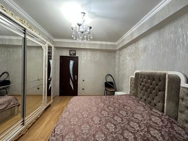 Mənzil kirayələyirəm: 3 otaqlı, 120 kv. m — 6