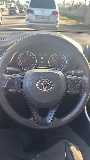 corolla 2016: Toyota RAV4: 2019 г., 2.5 л, Автомат, Бензин, Кроссовер — 9