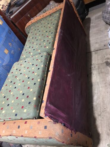 Прямые диваны: Срочно продаю диван 0…5…5. 9. 3. 2…0. 5…3…1 Состояние хорошее — 14