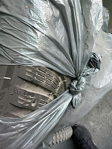 r18 235: Комплект зимних шин с шипами Continental - Размер: 235/45 R18 - — 5