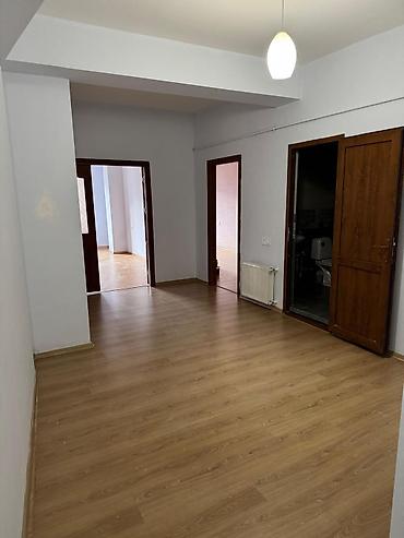 Mənzillər: 3 otaqlı, Yeni tikili, m. Nəriman Nərimanov, 125 kv. m — 5