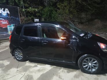 Honda: Honda Fit: 2005 г., 1.3 л, Вариатор, Бензин, Хэтчбэк