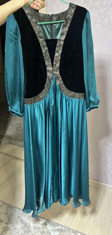 голубое платья: Платья бархат размер (48-50