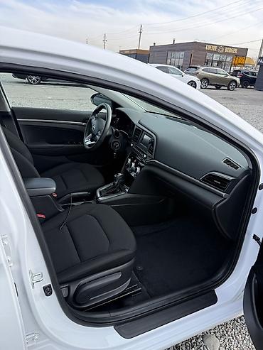 Hyundai: Hyundai Elantra: 2019 г., Автомат, Бензин, Седан — 10