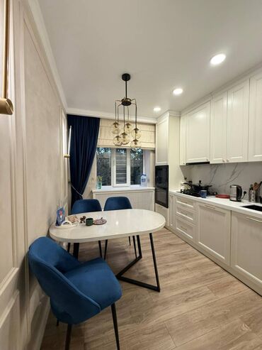 квартира на доме торговли: 3 комнаты, 132 м², 2 этаж, Дизайнерский ремонт